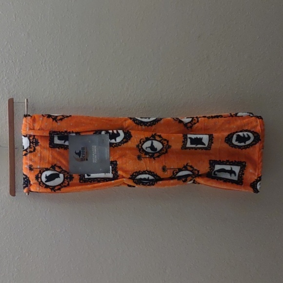 HALLOWEEN Silhouette Decorative Plush Throw - Picture 1 of 5